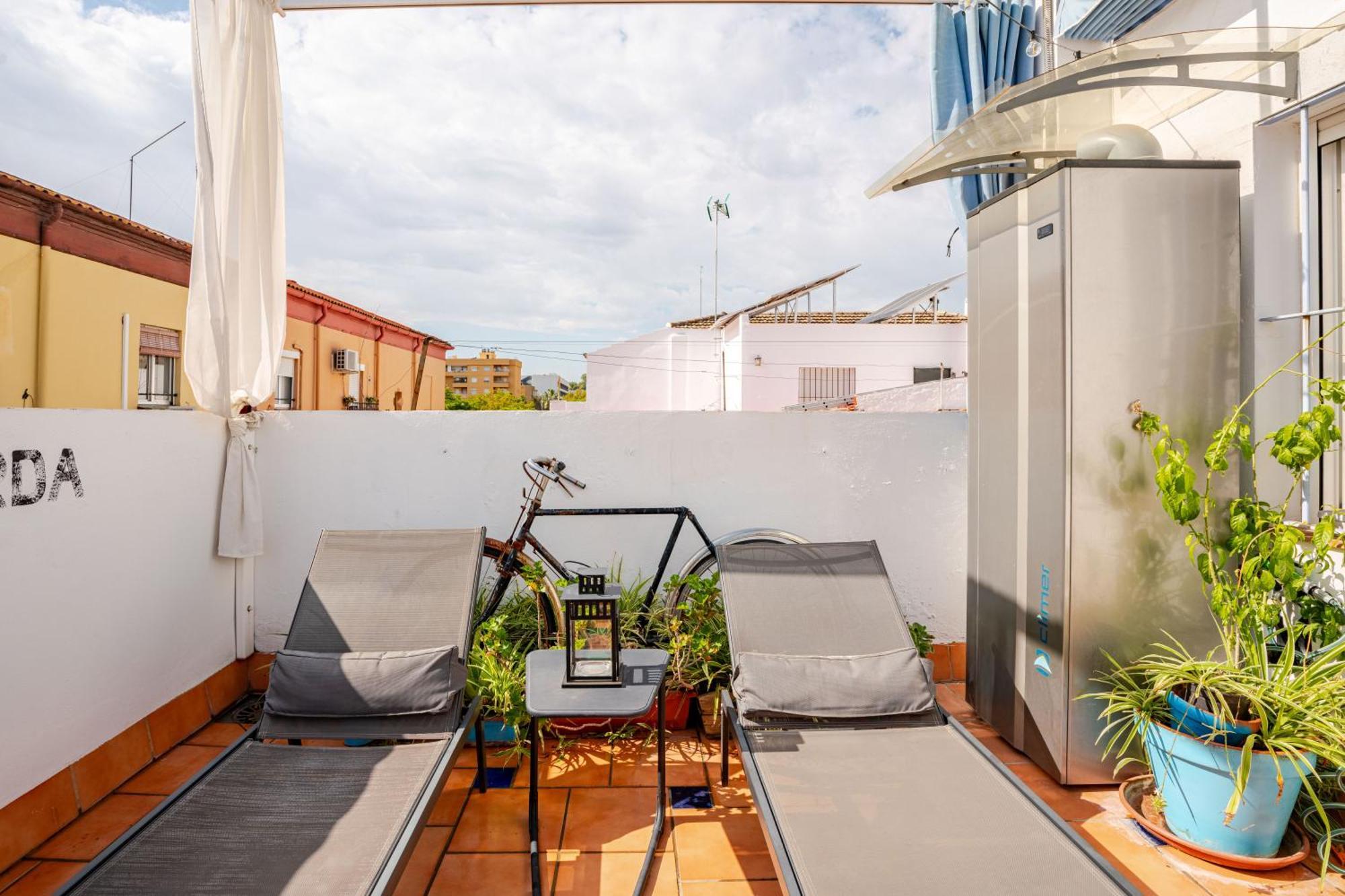 Atico La Azotea Con Terraza Privada Apartment Севиля Екстериор снимка